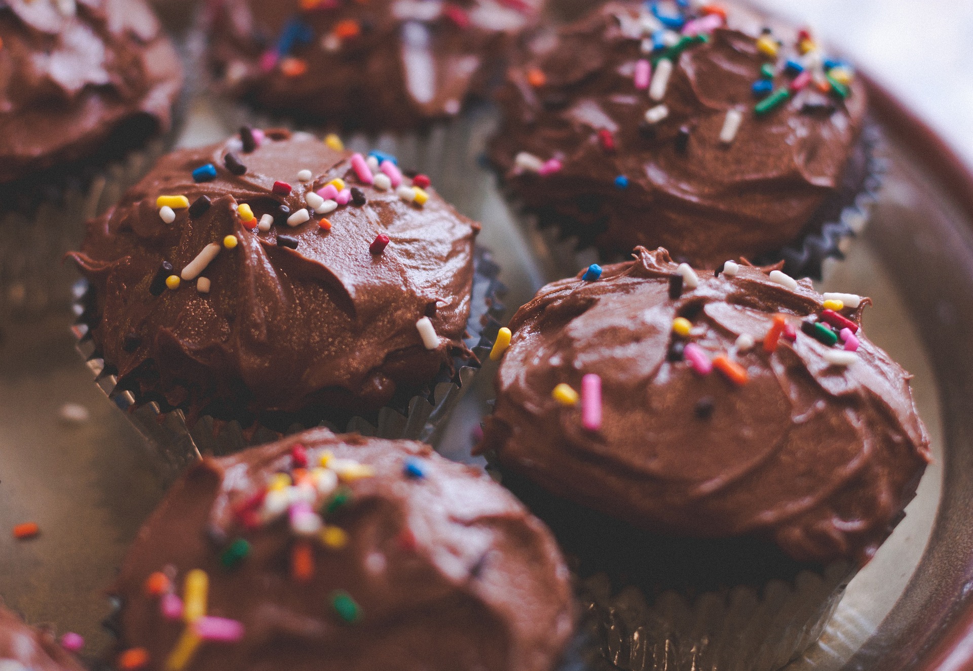 2. Zucker zwischendurch vermeiden: In Kaffee, Tee und Snacks!